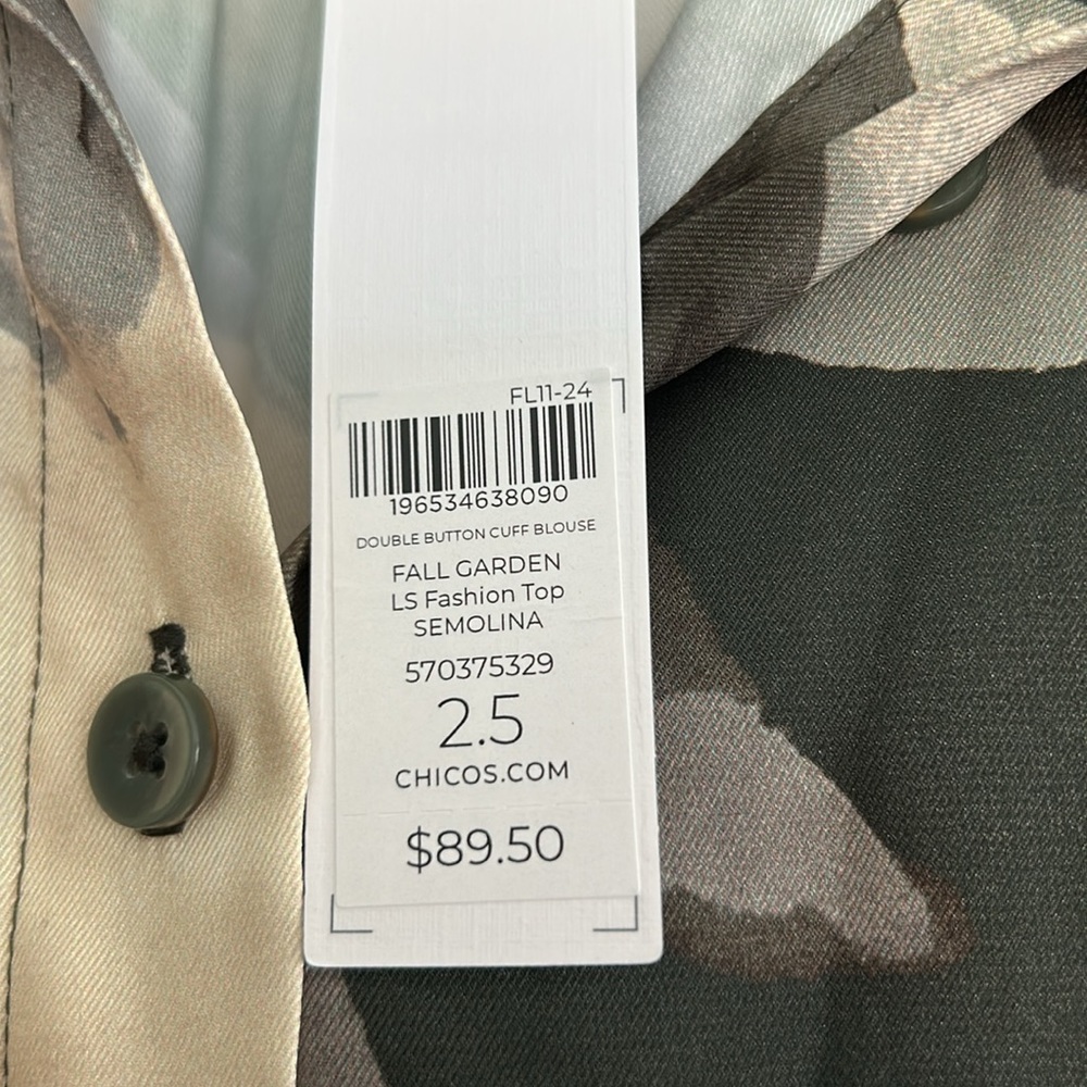 Chico's shirt size 2.5 or large Fall Garden bulk olive gold & red
NWT - Picture 3 of 5